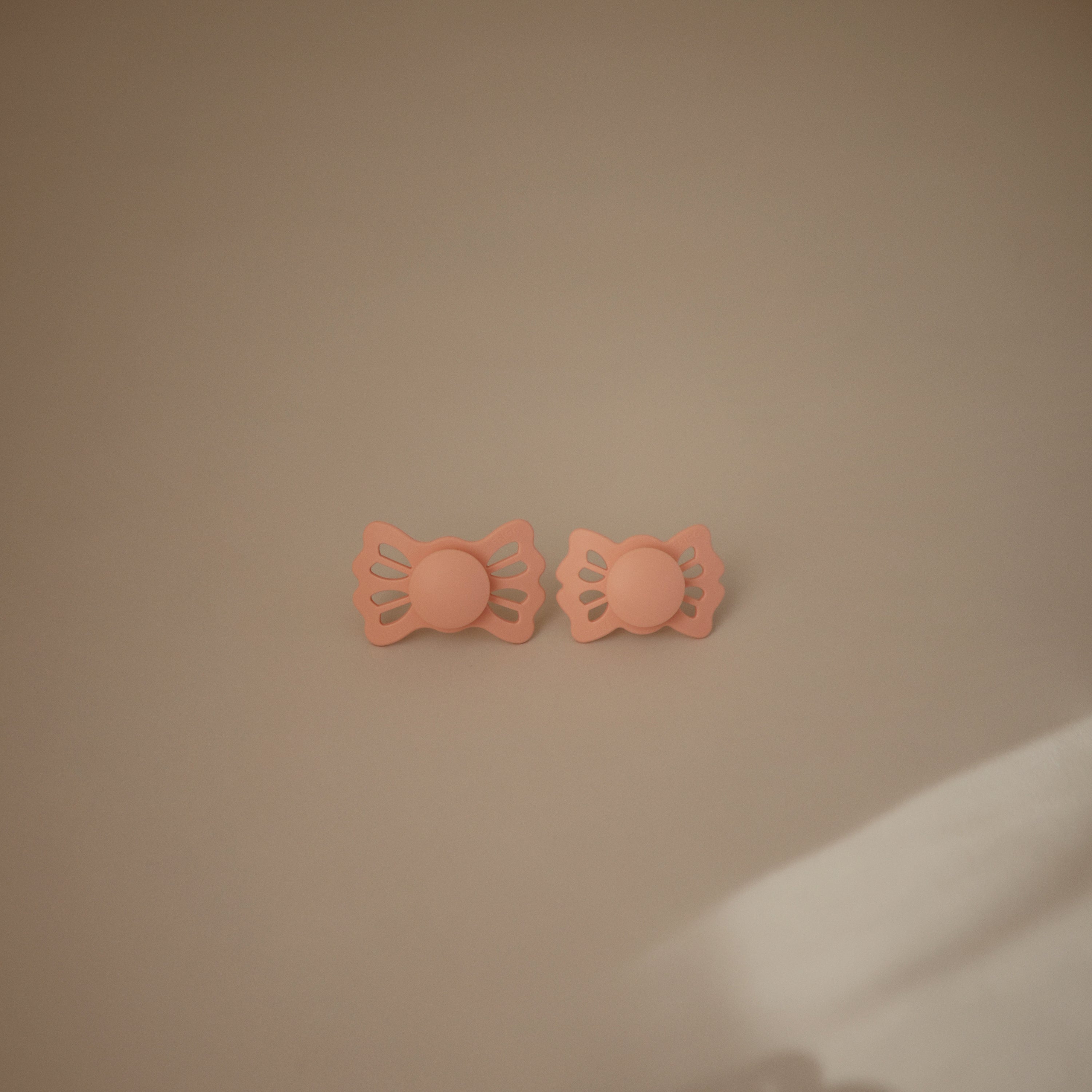 Image of FRIGG Lucky Symmetrical Silicone Pacifier 2-Pack (6-18 Months)